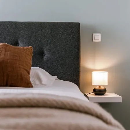 Huswell - Modern For Up To Five People Appartement