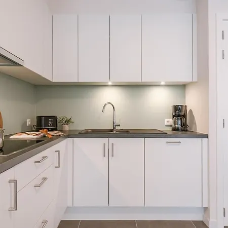 Appartement Huswell - Modern For Up To Five People Ostende