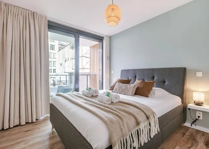 Huswell - Modern For Up To Five People Appartement