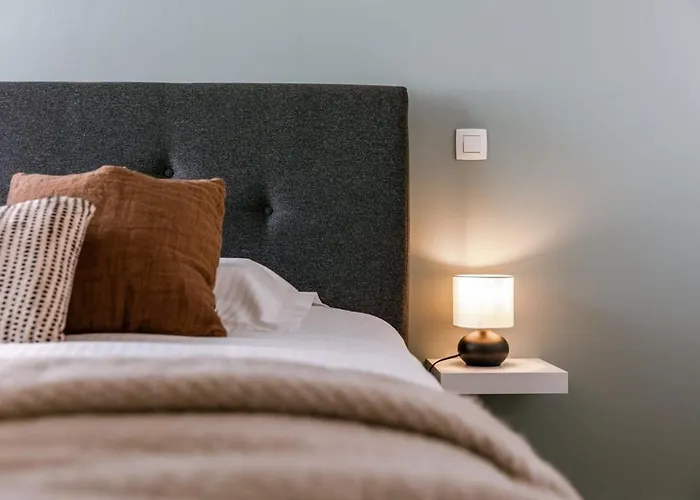 Huswell - Modern For Up To Five People Appartement